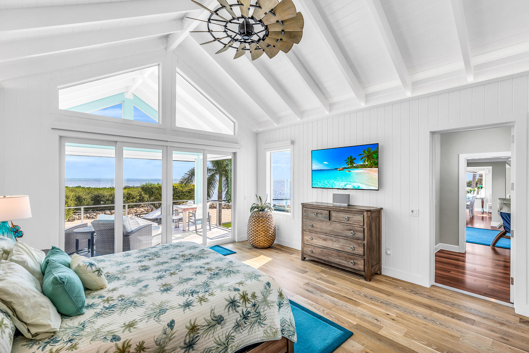 179 East Ridge Road Islamorada, FL 33036 - Photo 20 of 68 Primary Suite