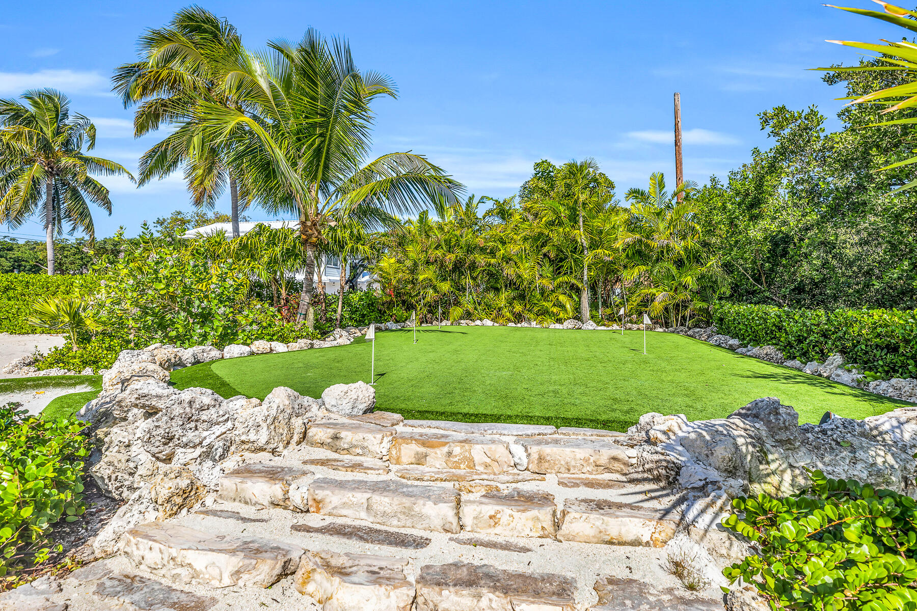 179 East Ridge Road Islamorada, FL 33036 - Photo 48 of 68 Professional Putting Green