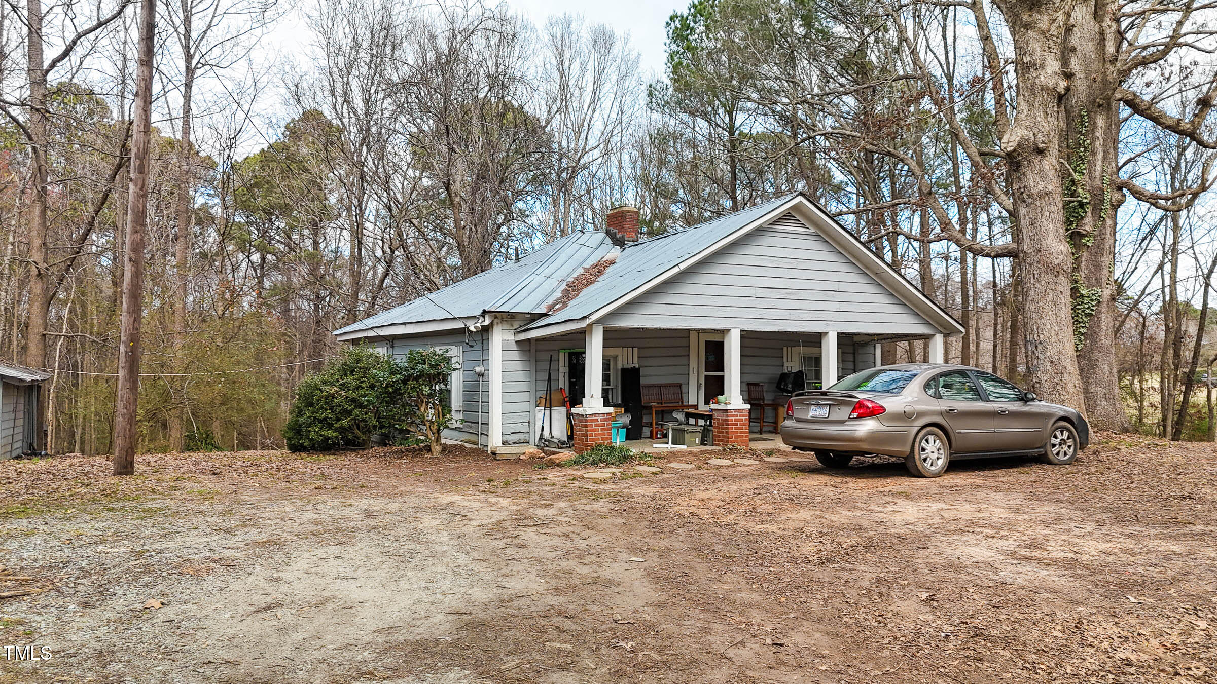 4208 Carpenter Pond Road Durham, NC 27703 - Photo 4 of 4 DJI_20231103022223_0389_D