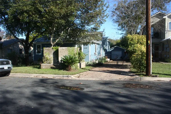 $3,000 | 1410 North Street, Austin, TX 78756