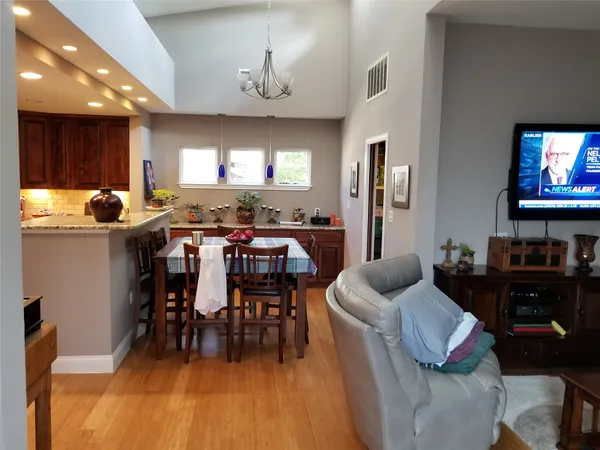 $3,000 | 1410 North Street, Austin, TX 78756