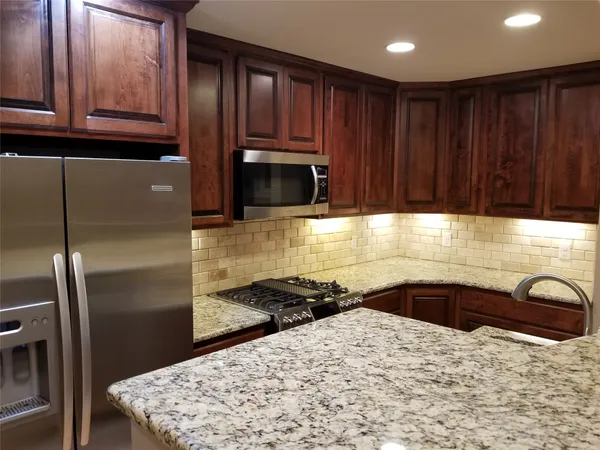 $3,000 | 1410 North Street, Austin, TX 78756