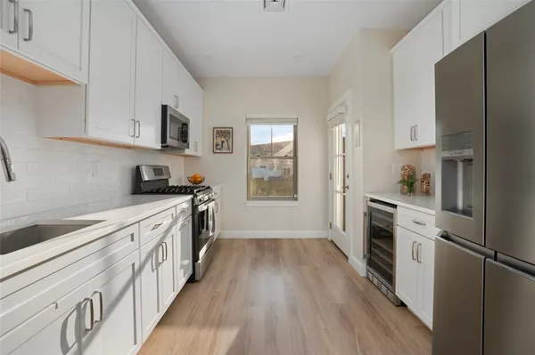 $509,000 | 12 West Valley Circle, West Warwick, RI 02893