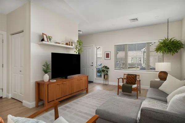 $509,000 | 12 West Valley Circle, West Warwick, RI 02893