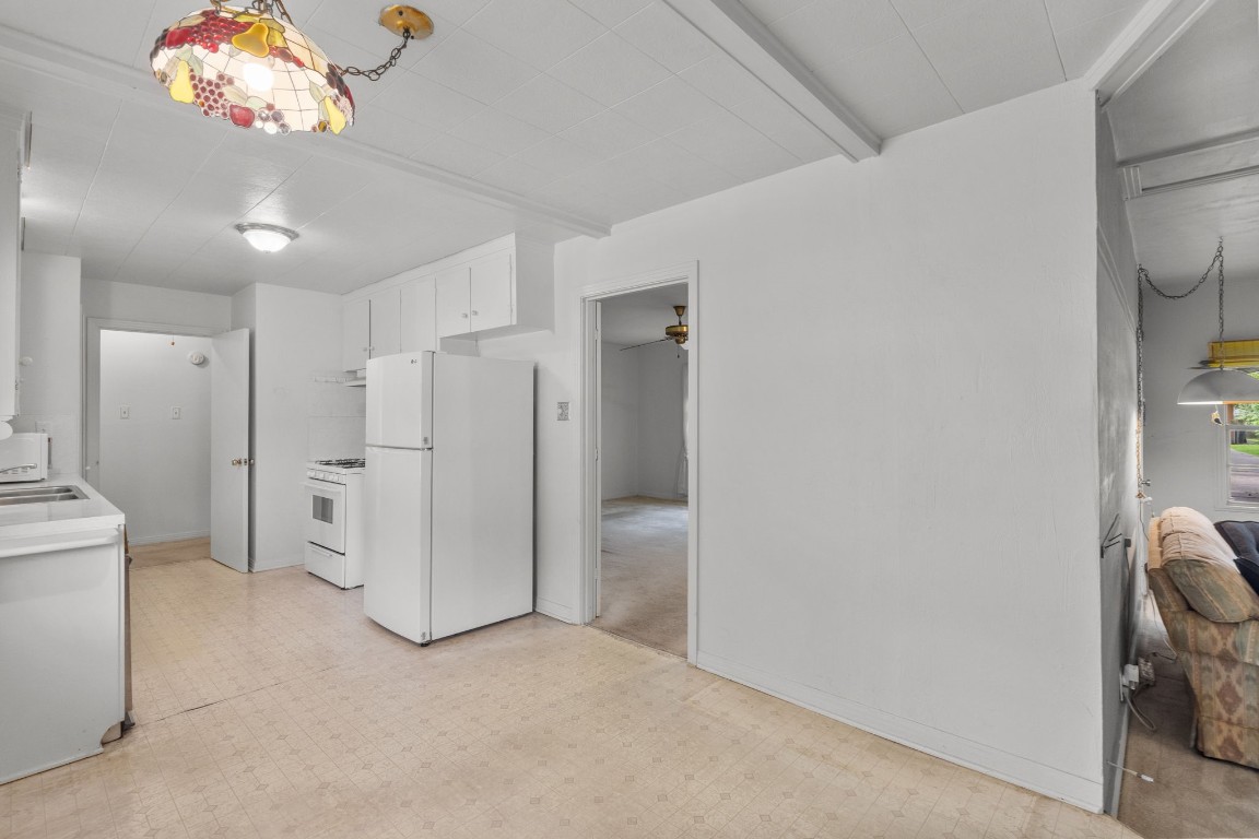 1126 Orange Street La Marque, TX 77568 - Photo 14 of 36 View From Backdoor near Breakfast Area