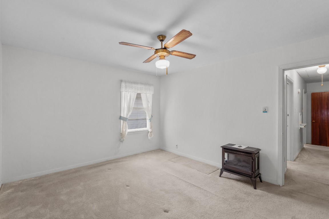 1126 Orange Street La Marque, TX 77568 - Photo 27 of 36 Primary Bedroom