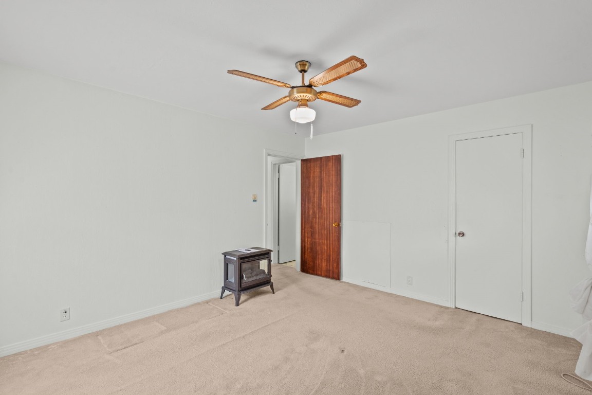 1126 Orange Street La Marque, TX 77568 - Photo 28 of 36 Primary Bedroom