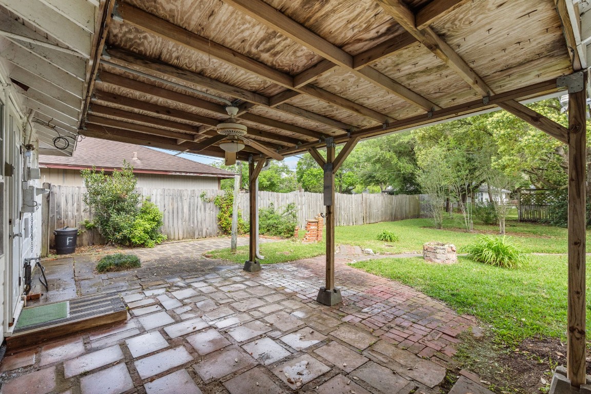 1126 Orange Street La Marque, TX 77568 - Photo 30 of 36 Covered Patio Area