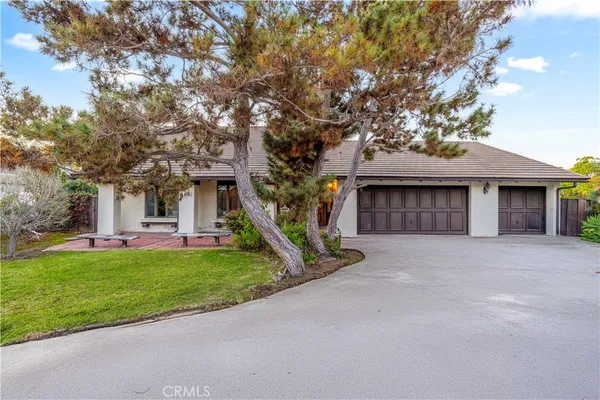 $6,395,000 | 1700 Port Margate Place, Newport Beach, CA 92660