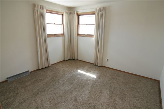 645 South Freya Street Spokane, WA 99202 - Photo 7 of 9
