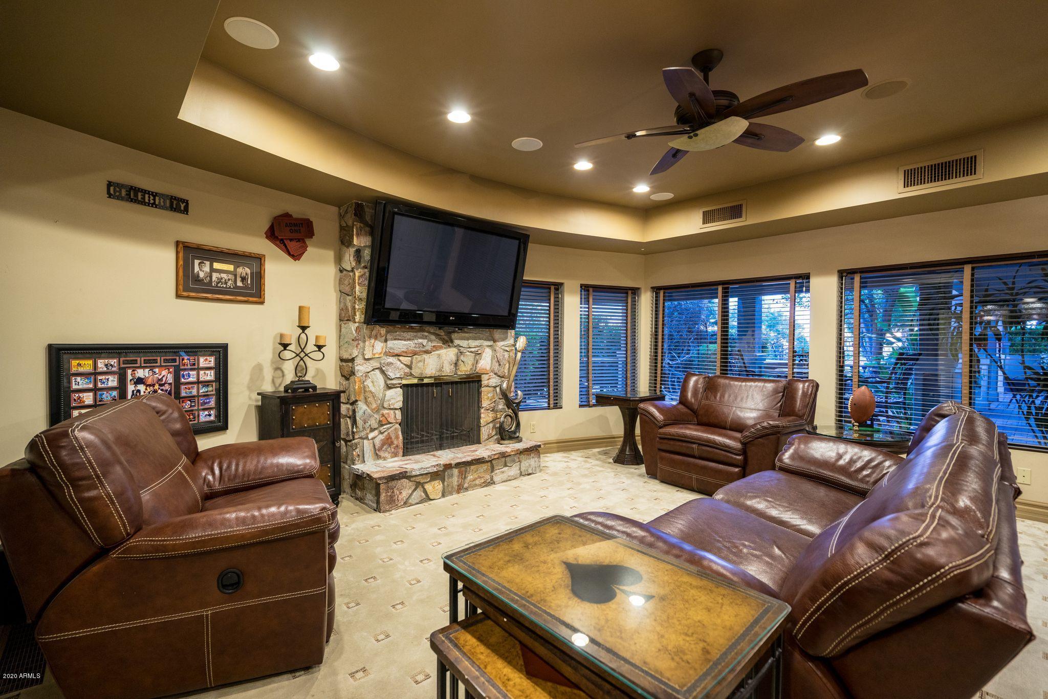 5626 East Wonderview Road Phoenix, AZ 85251 - Photo 14 of 46 ZCPzBQsQ