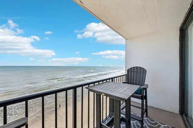 $148,800 | 11947 Termini-San Luis Pass Road, Unit 505, Galveston, TX 77554