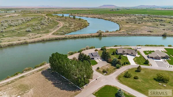 $849,000 | 3071 East 670 North, Roberts, ID 83444