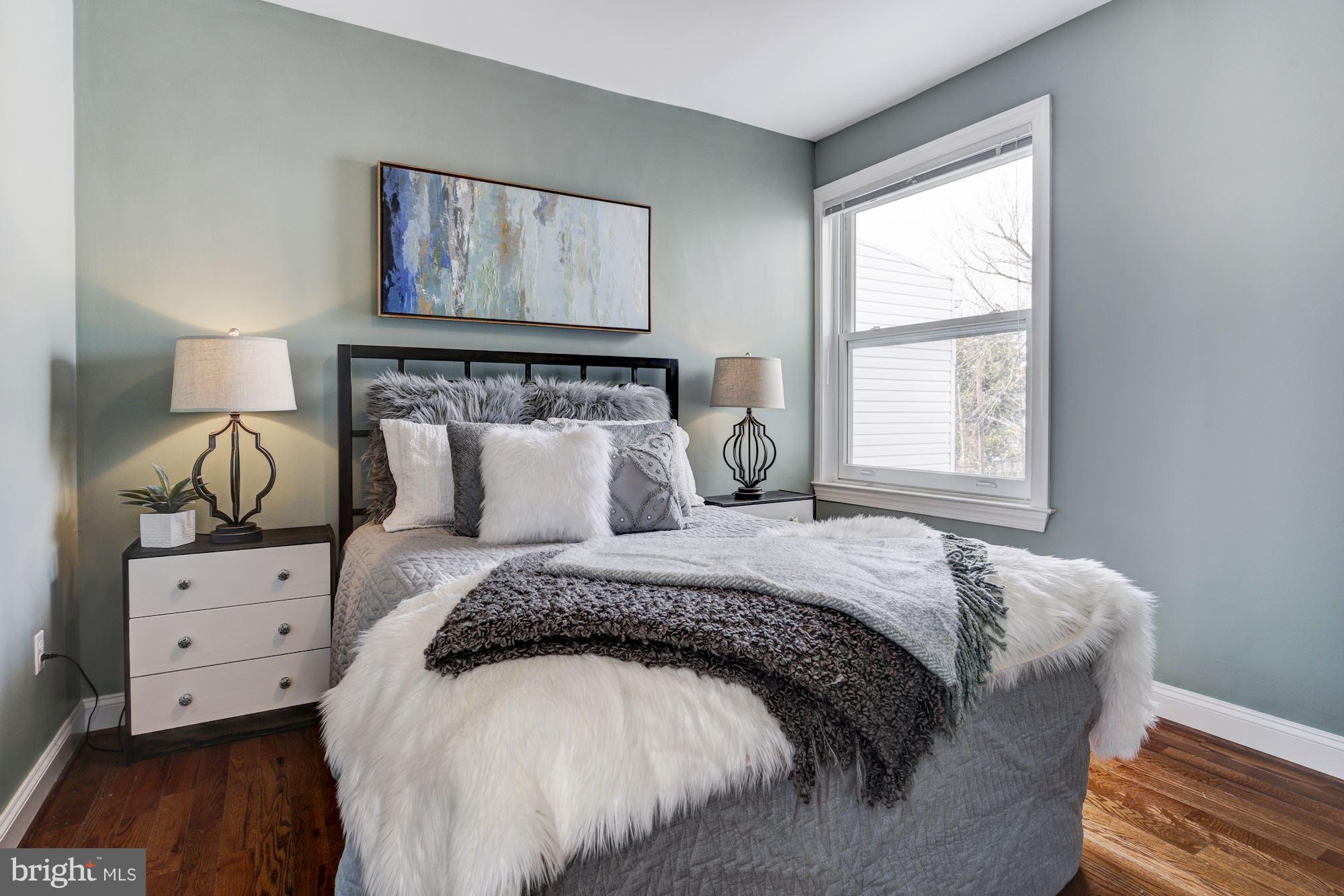 419 Upshur Street Northwest Washington, DC 20011 - Photo 13 of 30 Interior (General)