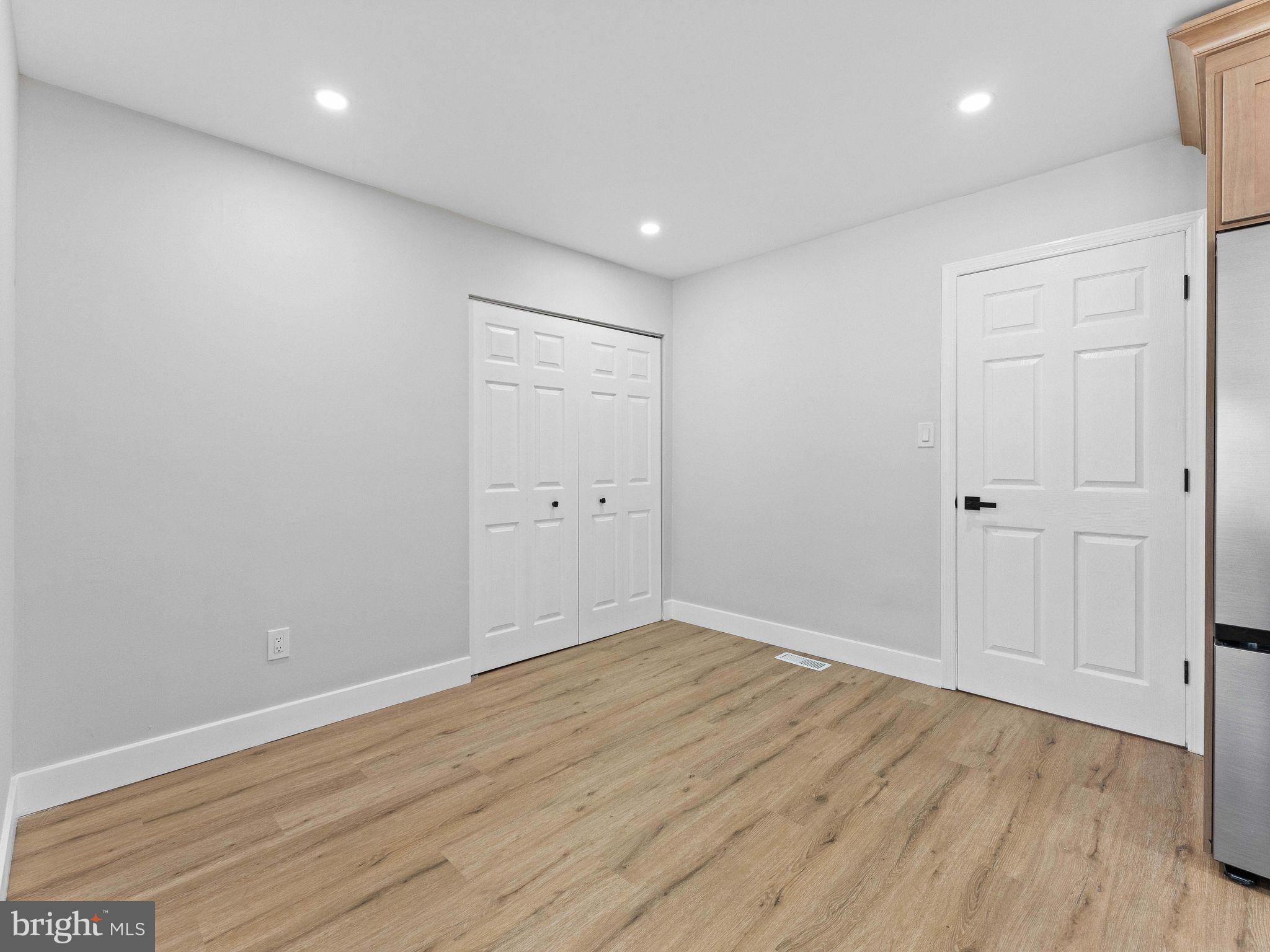 26 Holly Road Clementon, NJ 08021 - Photo 22 of 34