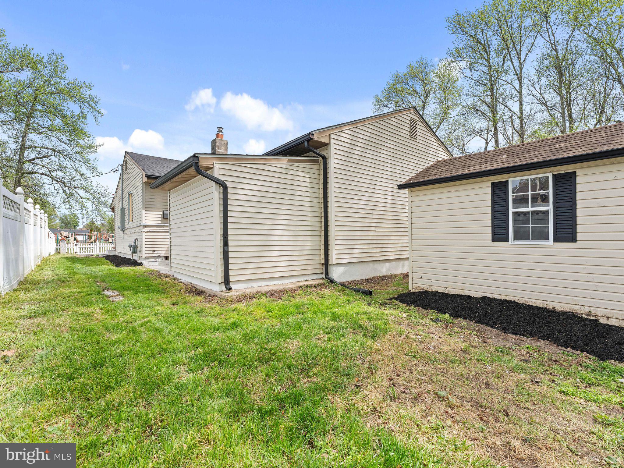 26 Holly Road Clementon, NJ 08021 - Photo 30 of 34