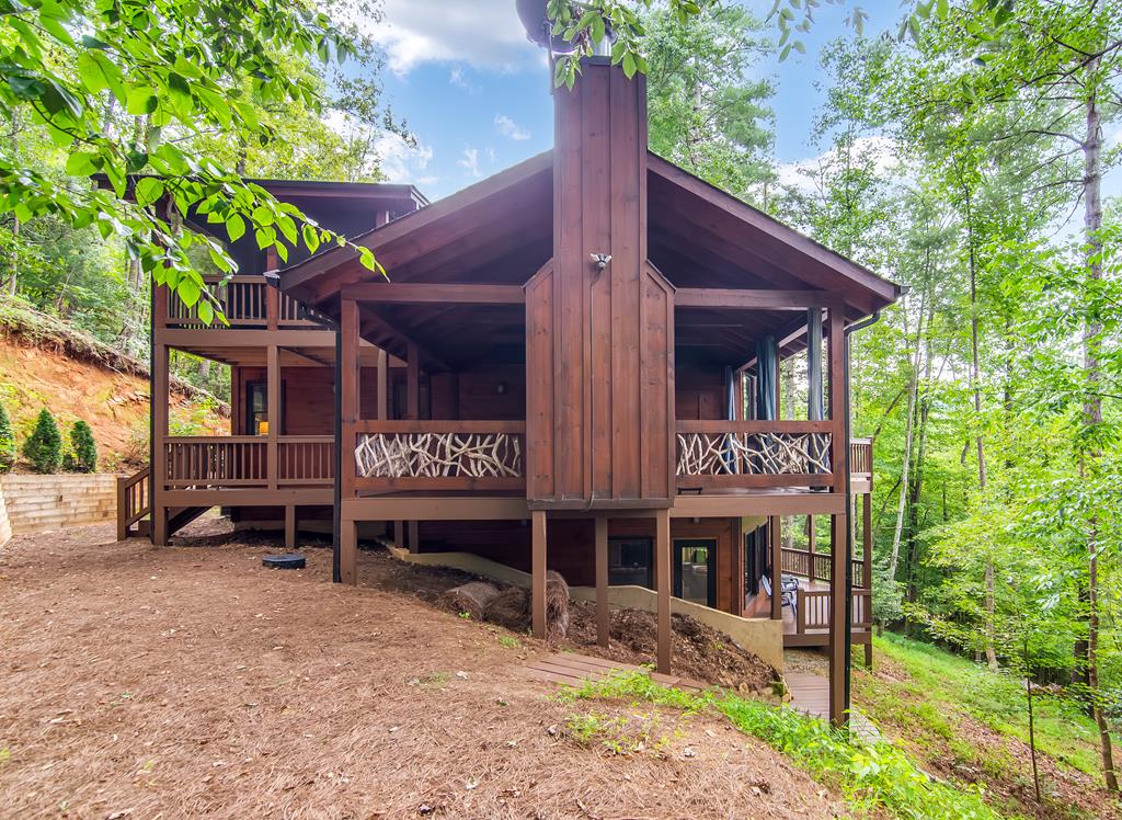 83 Mountain Brook Lane Blue Ridge, GA 30513 - Photo 13 of 56