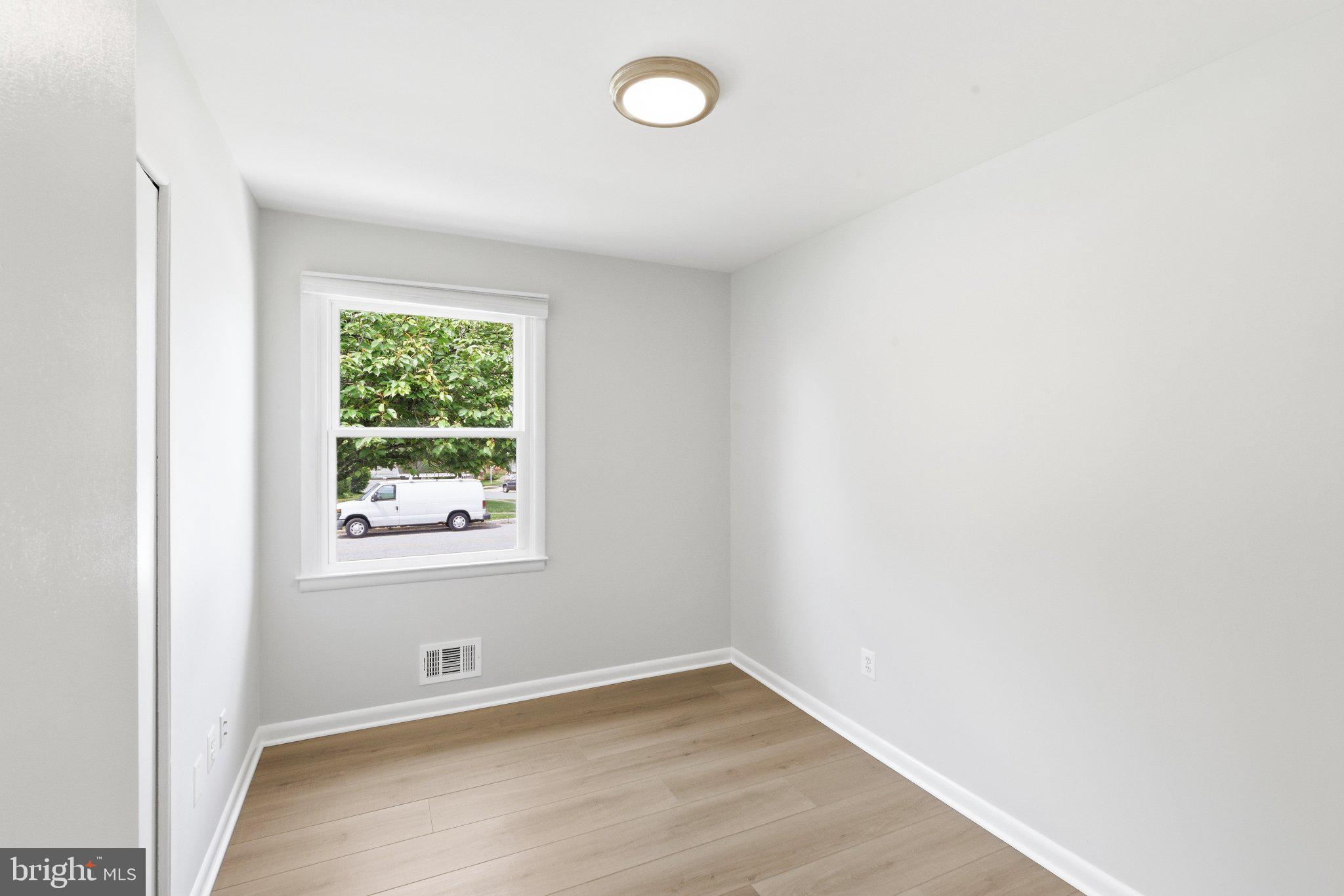 9005 Perring Park Road Baltimore, MD 21234 - Photo 12 of 20 Main level Bedroom #3