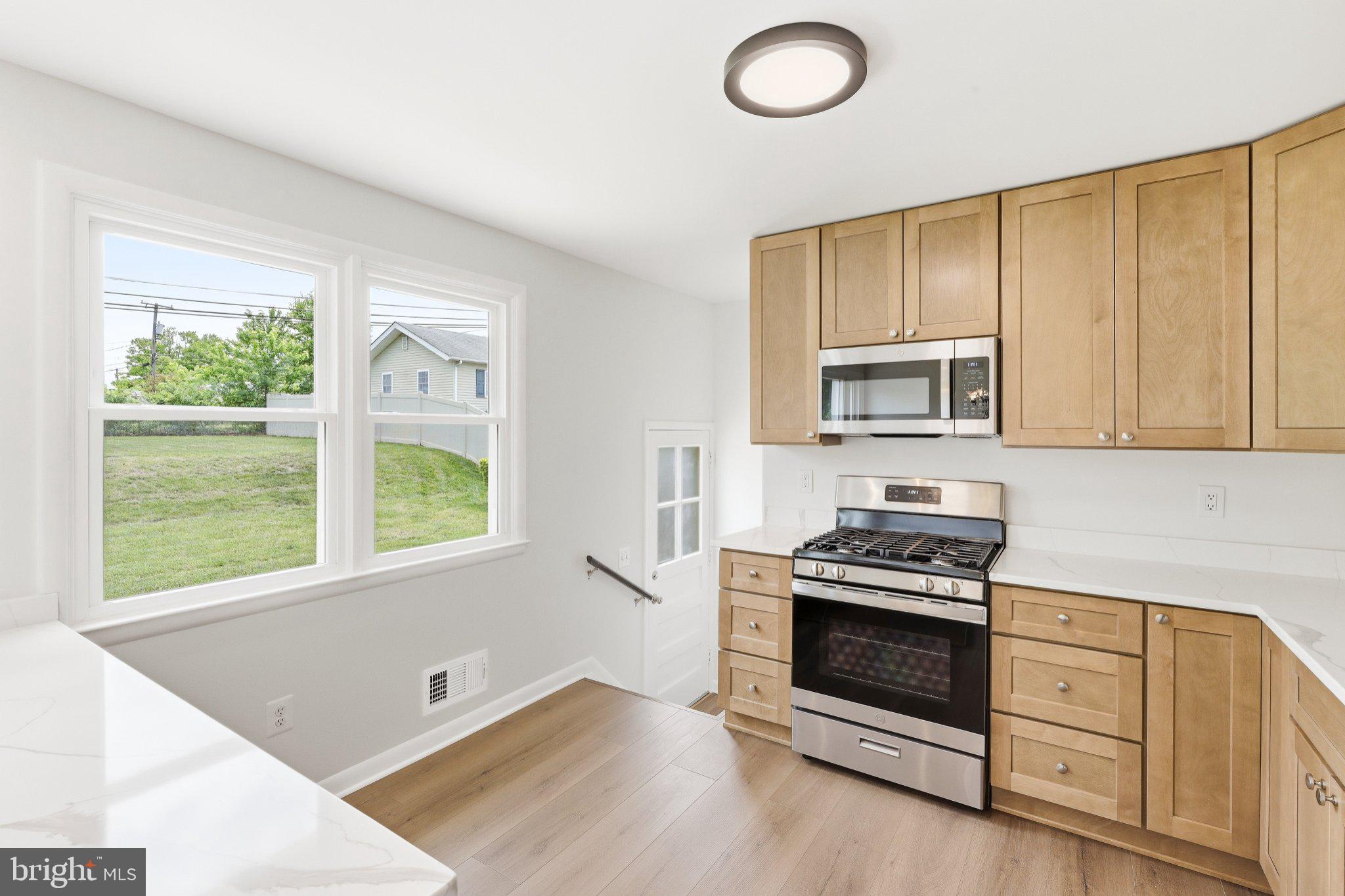 9005 Perring Park Road Baltimore, MD 21234 - Photo 7 of 20 New custom kitchen