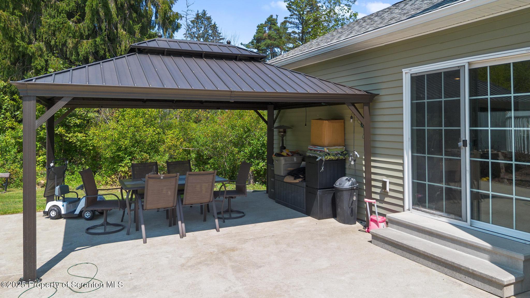 18 Doris Road Scott Township, PA 18447 - Photo 14 of 65 Covered patio