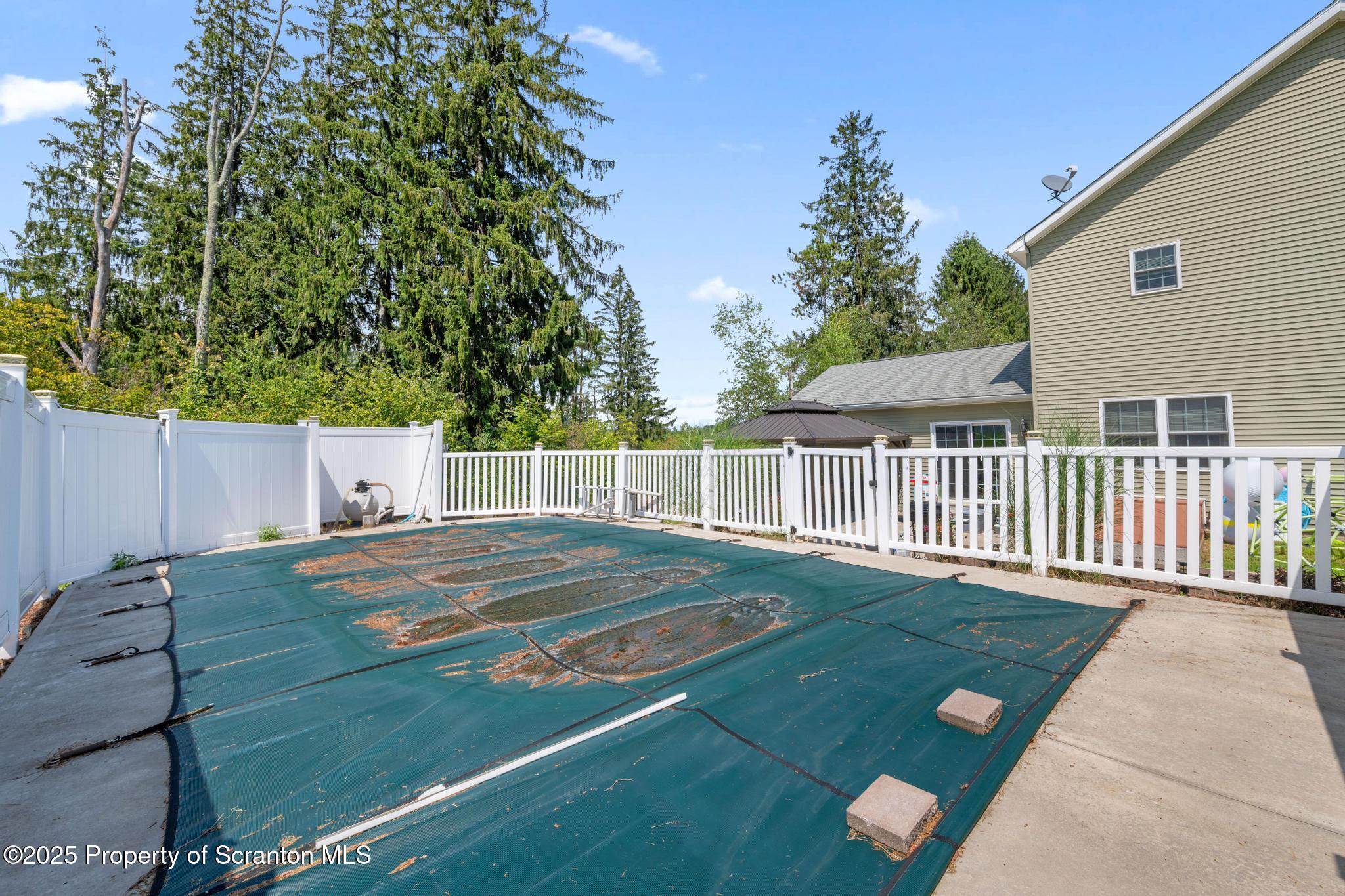 18 Doris Road Scott Township, PA 18447 - Photo 16 of 65 Above ground pool sunken in