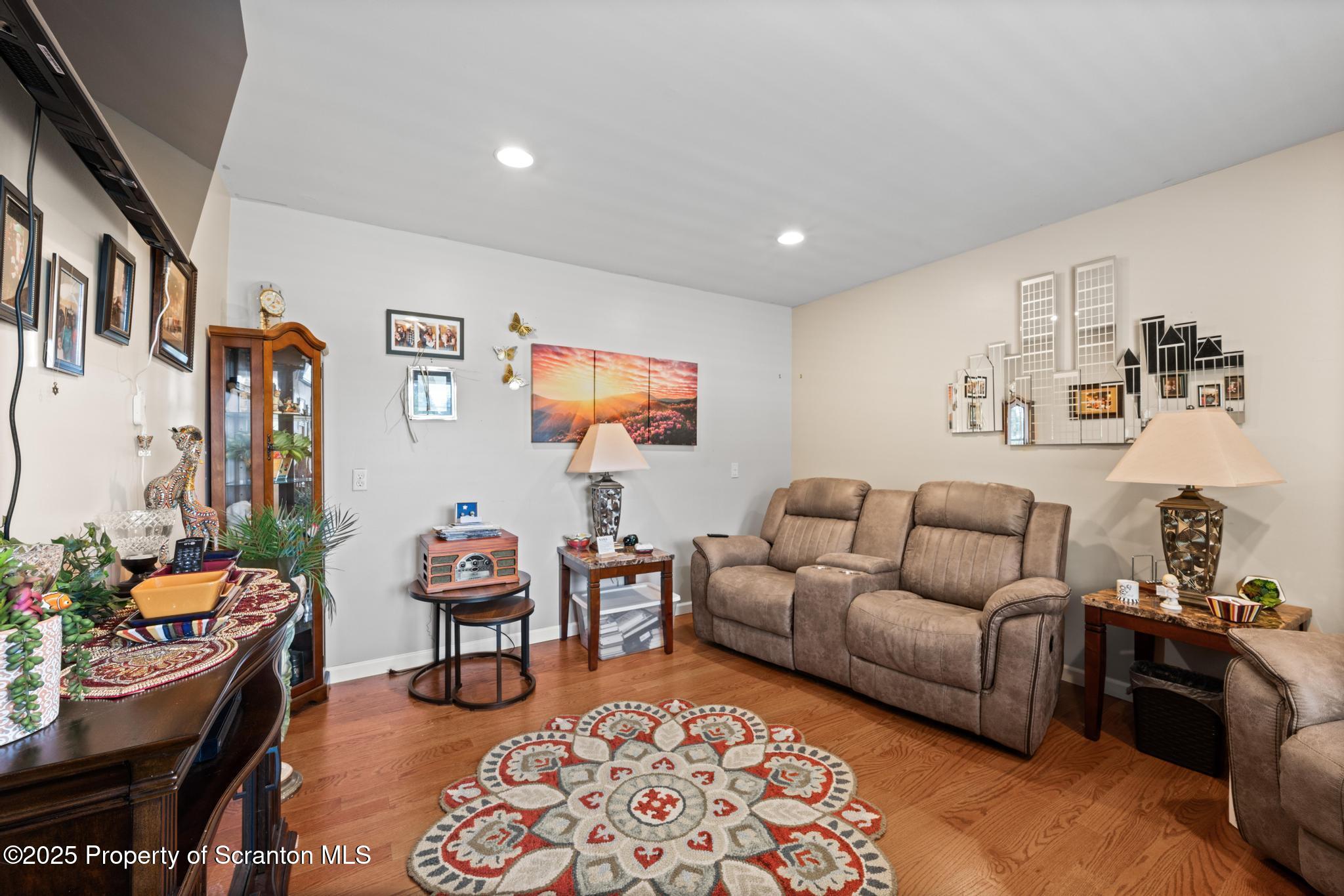 18 Doris Road Scott Township, PA 18447 - Photo 25 of 65 Formal living room or home office