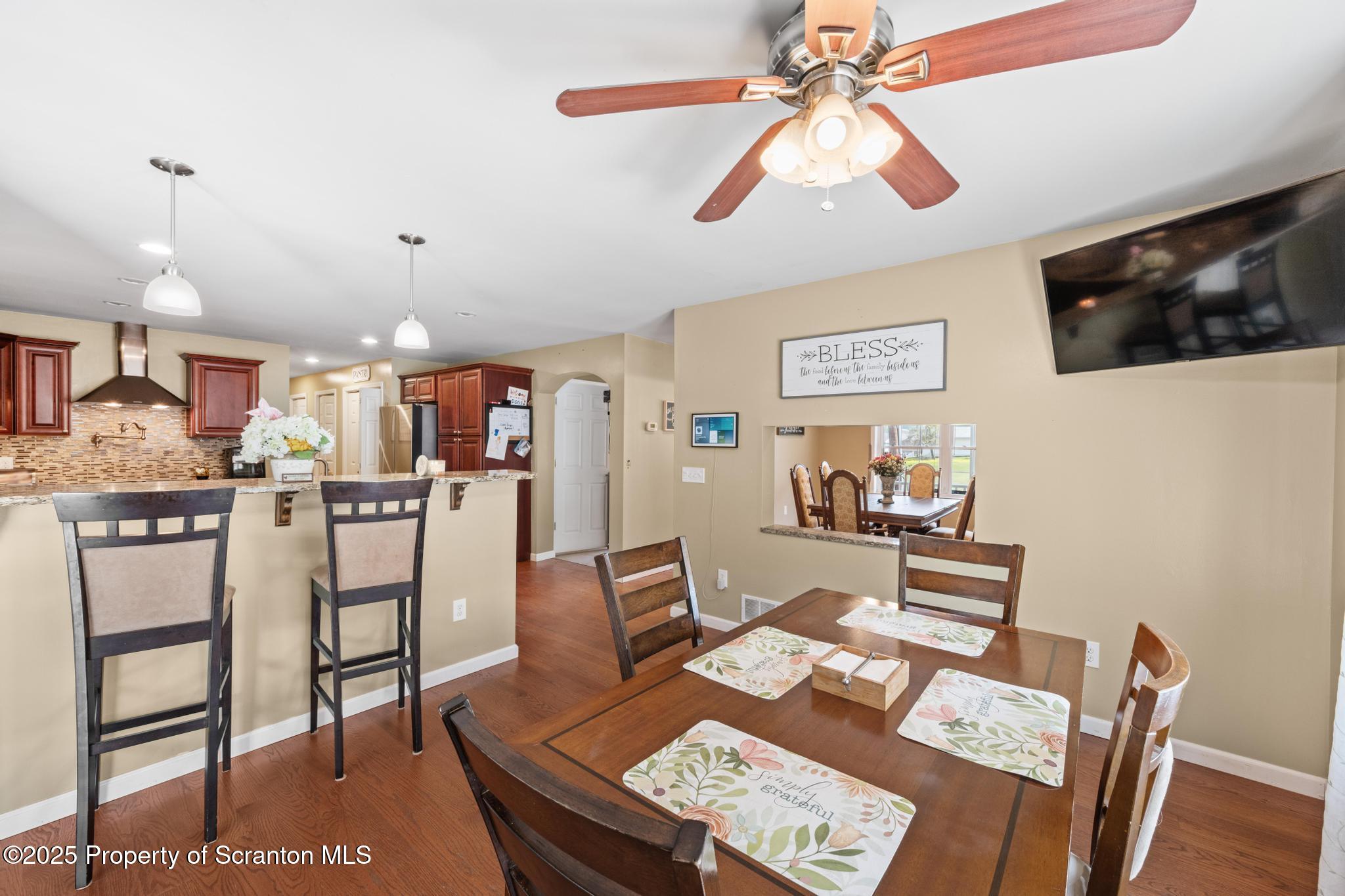 18 Doris Road Scott Township, PA 18447 - Photo 34 of 65 Eat in area of your kitchen