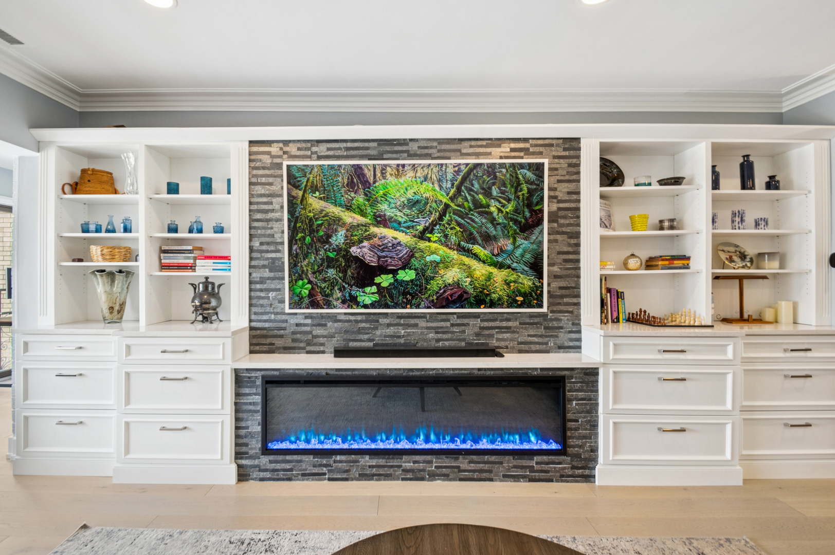 1 North Dee Road, Unit 3G Park Ridge, IL 60068 - Photo 12 of 24 a living room with a fireplace and a flat screen tv