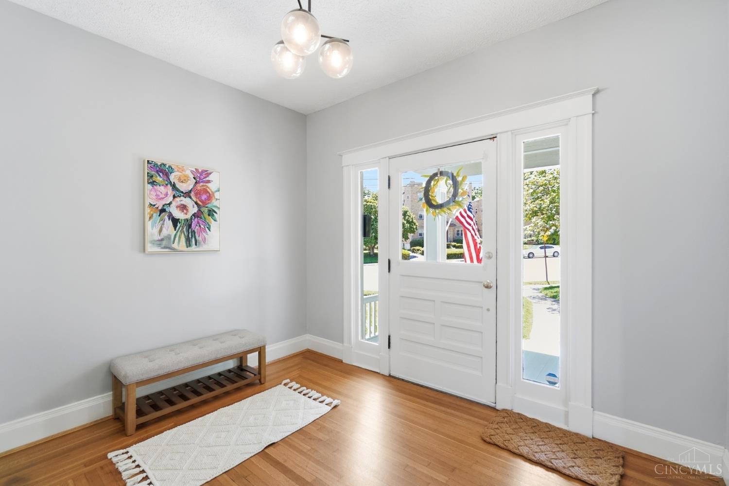 2806 Madison Road Cincinnati, OH 45209 - Photo 5 of 47