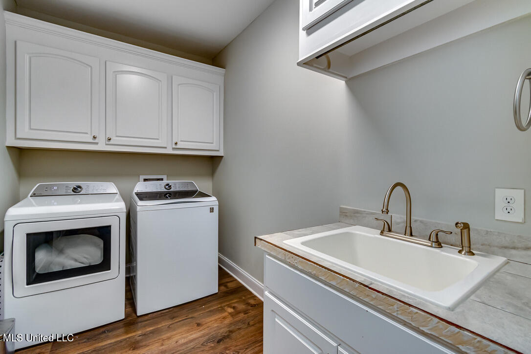 146 Western Ridge Circle Canton, MS 39046 - Photo 23 of 29 EAFF1FB6-3393-4209-A3D4-0387DE2CF064_1_1