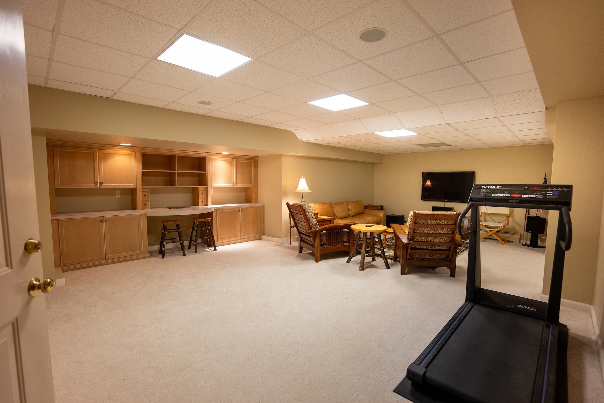 6 Luke Lane Shelburne, VT 05482 - Photo 33 of 36