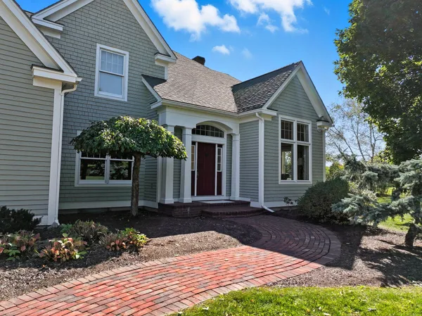 $1,795,000 | 6 Luke Lane, Shelburne, VT 05482