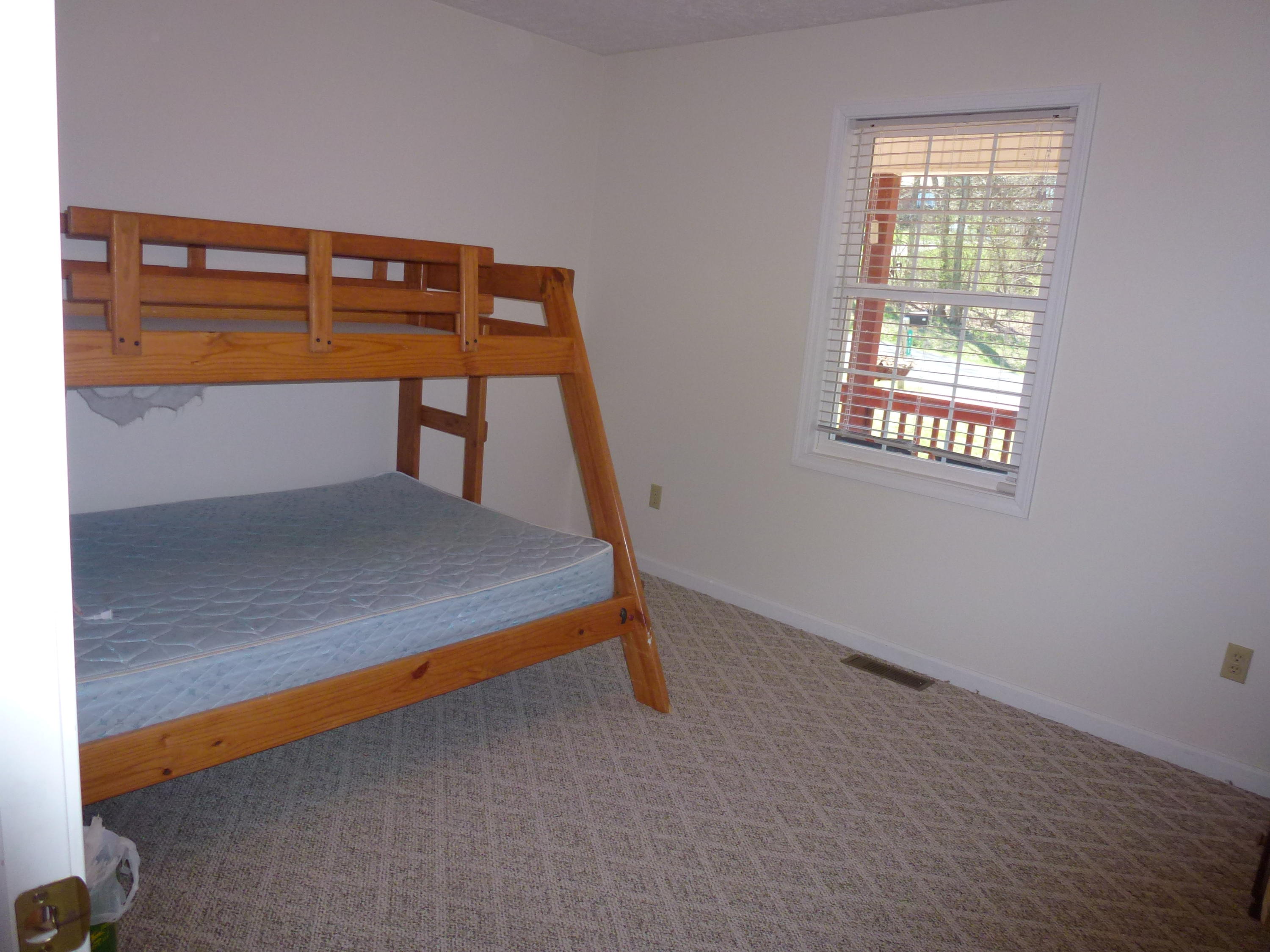 277 Longview Estates Road Maxwelton, WV 24957 - Photo 12 of 20 Gallery Image 12