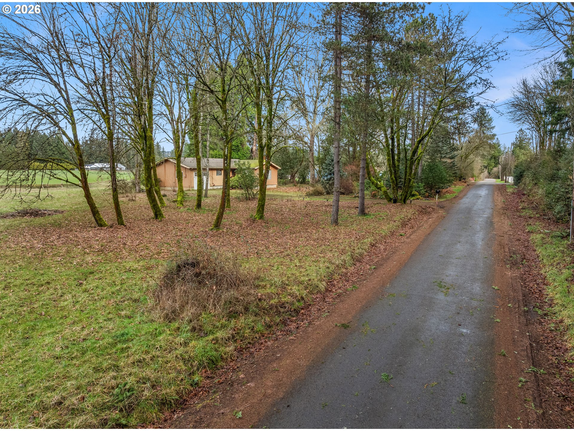 5565 Southwest Kruse Road, Unit 2 Wilsonville, OR 97070 - Photo 13 of 34