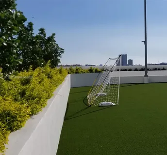 $639,000 | 16385 Biscayne Boulevard, Unit 1019, North Miami Beach, FL 33160