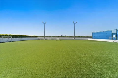 $639,000 | 16385 Biscayne Boulevard, Unit 1019, North Miami Beach, FL 33160