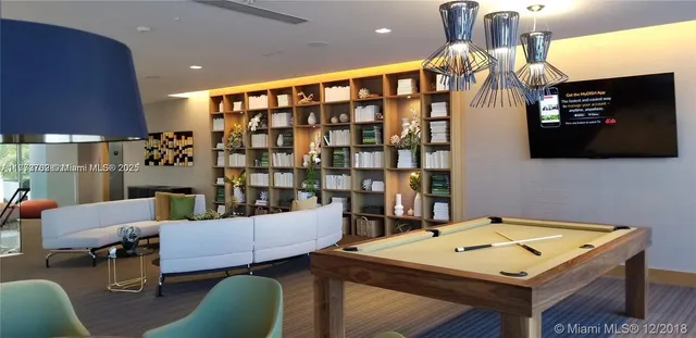 $648,000 | 16385 Biscayne Boulevard, Unit 1019, North Miami Beach, FL 33160