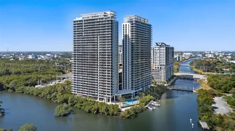 $648,000 | 16385 Biscayne Boulevard, Unit 1019, North Miami Beach, FL 33160