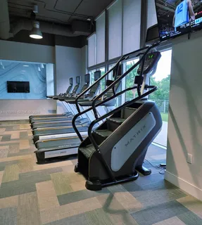 $639,000 | 16385 Biscayne Boulevard, Unit 1019, North Miami Beach, FL 33160