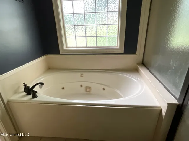 $279,900 | 221 Pearlie Owens Drive, Byram, MS 39272