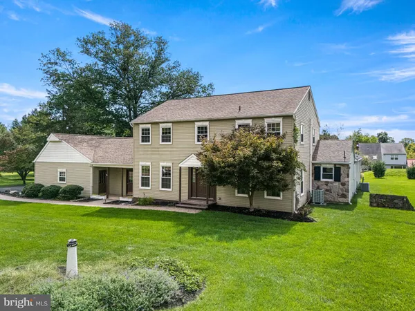 $949,999 | 113 Glenwood Drive, Washington Crossing, PA 18977