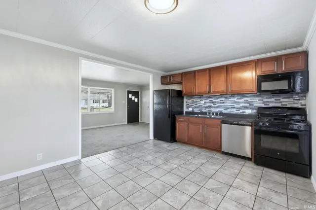 $169,900 | 1208 Braeburn Drive, New Haven, IN 46774