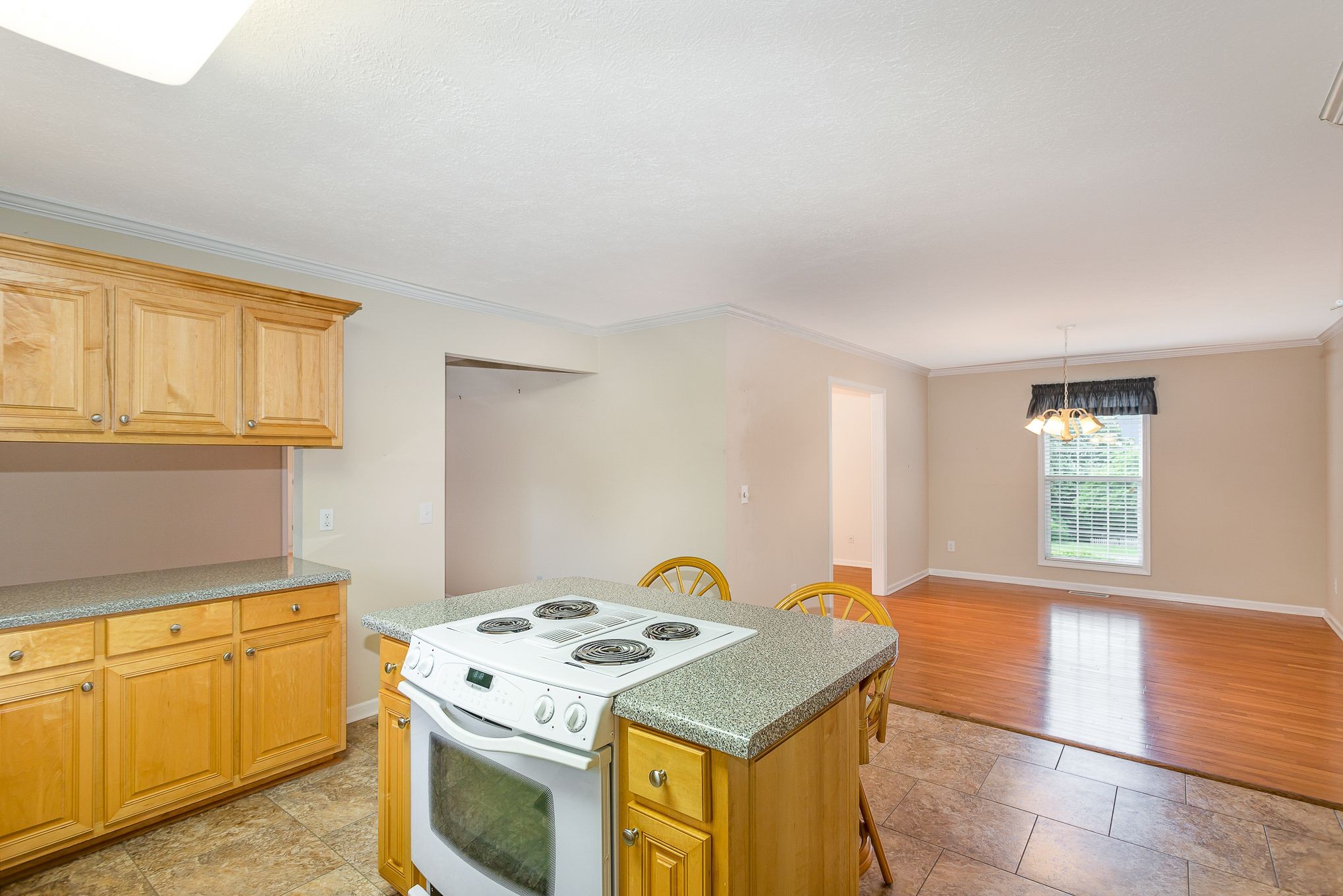 1107 Abbey Road Columbia, TN 38401 - Photo 15 of 30 Gallery Image 15
