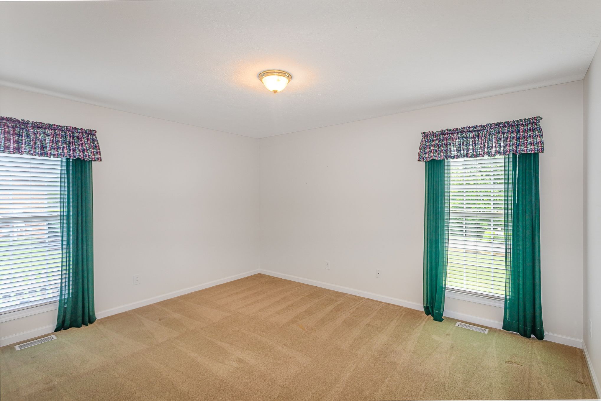 1107 Abbey Road Columbia, TN 38401 - Photo 19 of 30 Gallery Image 19
