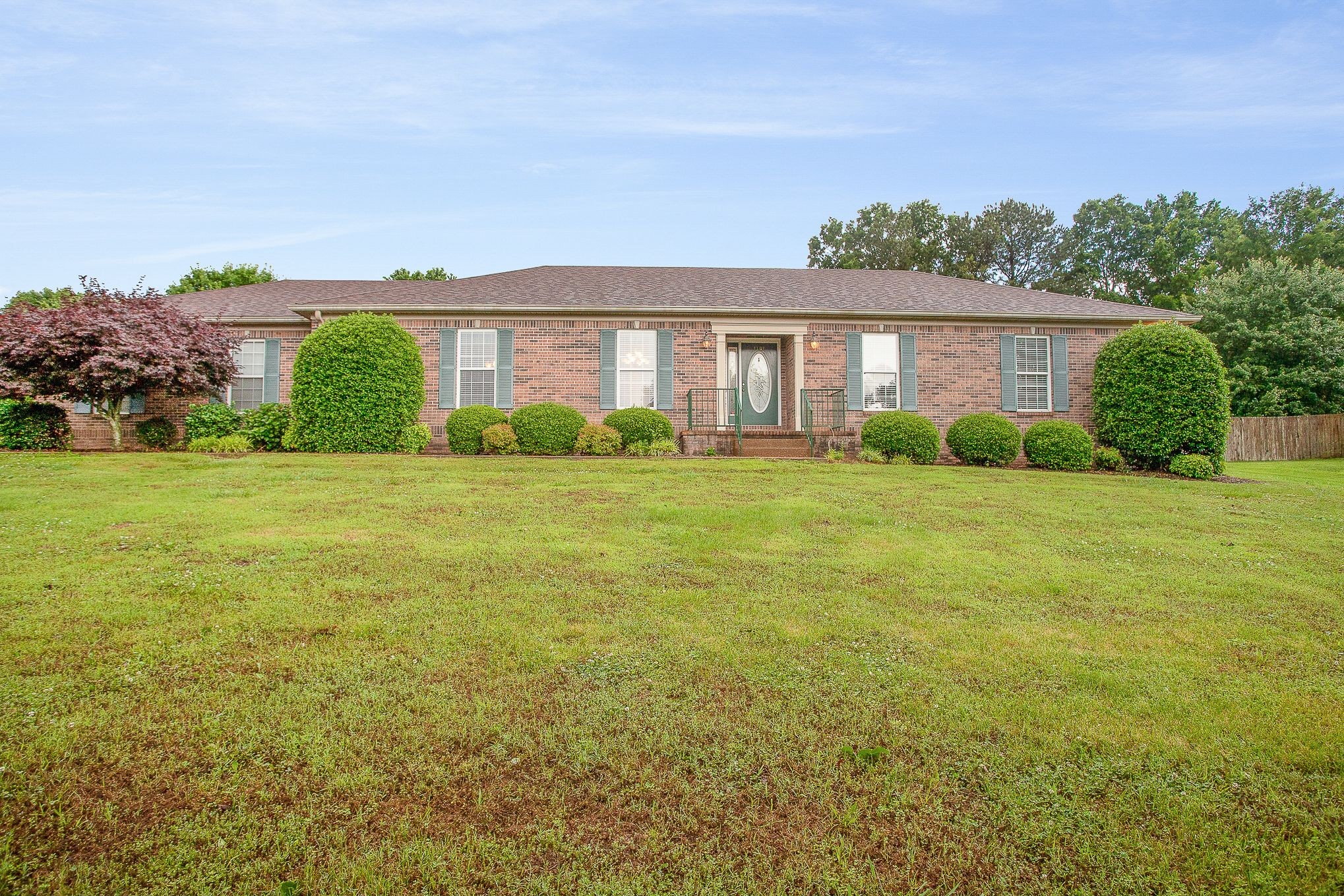 1107 Abbey Road Columbia, TN 38401 - Photo 2 of 30 Gallery Image 2