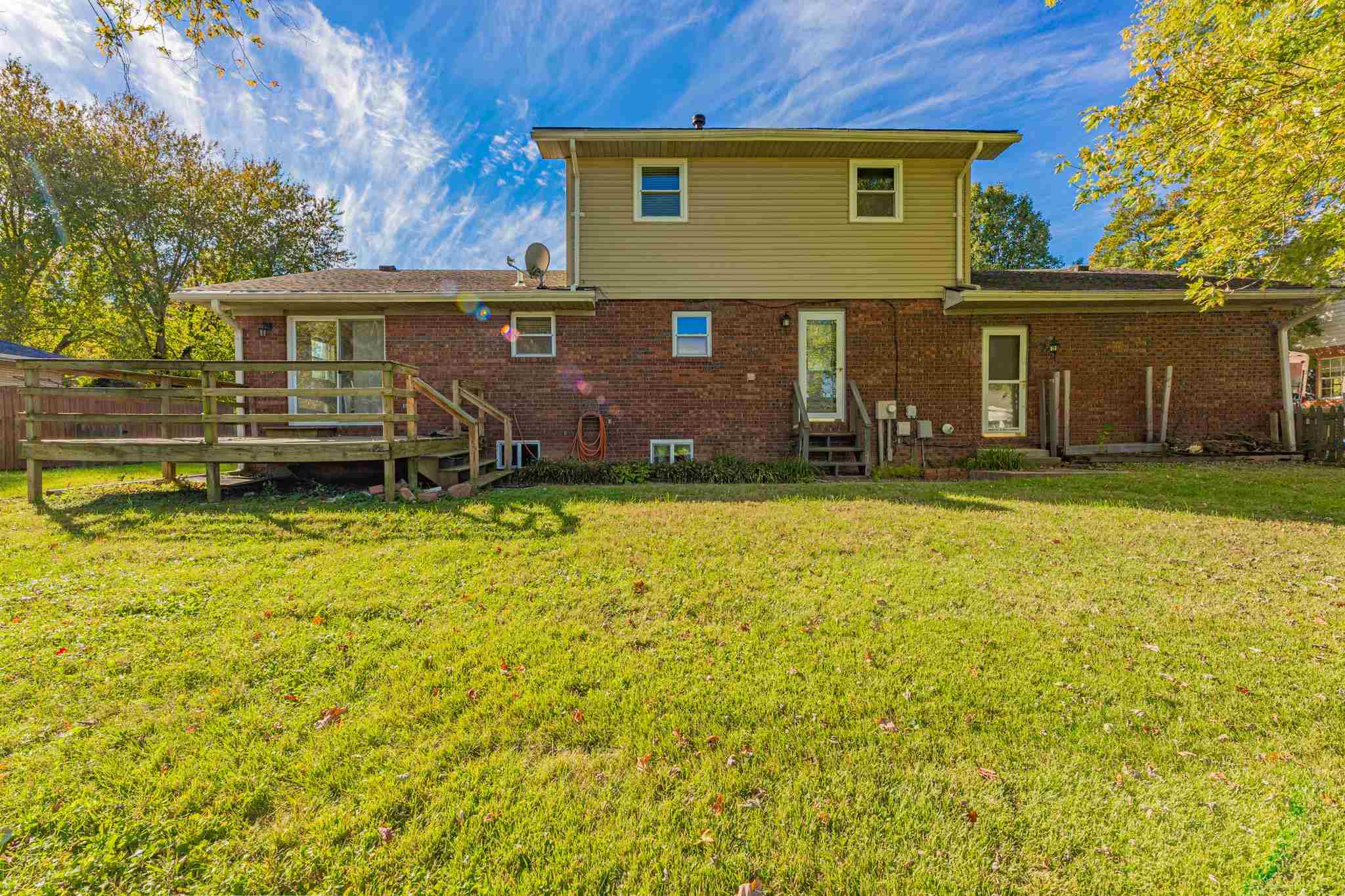 7111 Old State Road Evansville, IN 47710 - Photo 7 of 35 Gallery Image 7