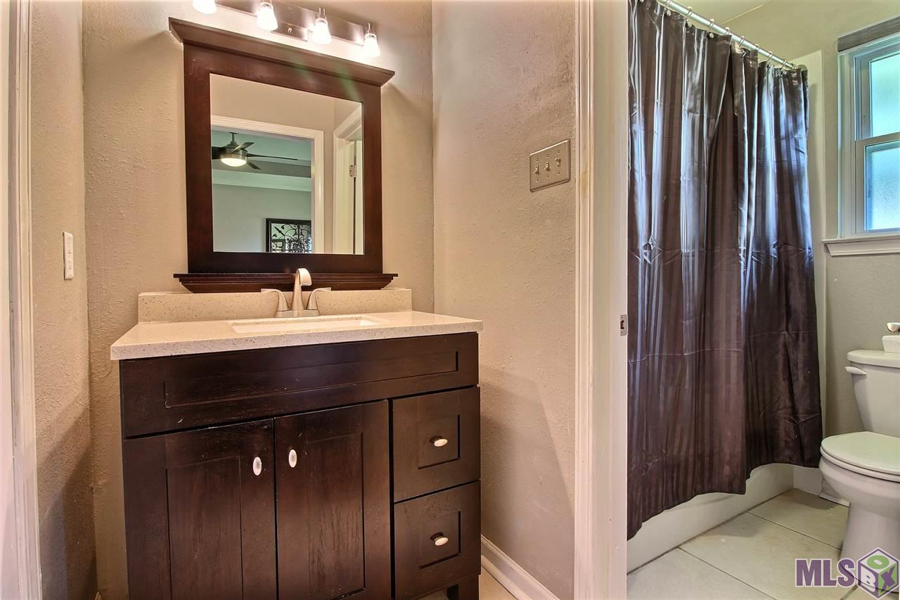 1352 Magnolia Ridge Drive Baton Rouge, LA 70816 - Photo 13 of 22