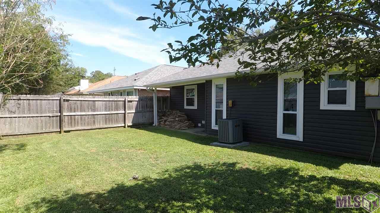 1352 Magnolia Ridge Drive Baton Rouge, LA 70816 - Photo 19 of 22