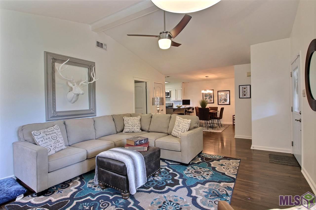 1352 Magnolia Ridge Drive Baton Rouge, LA 70816 - Photo 2 of 22