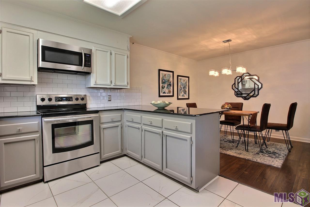 1352 Magnolia Ridge Drive Baton Rouge, LA 70816 - Photo 8 of 22